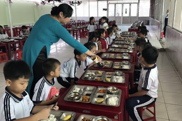 Cung cấp suất ăn trường học tại Phú Giáo